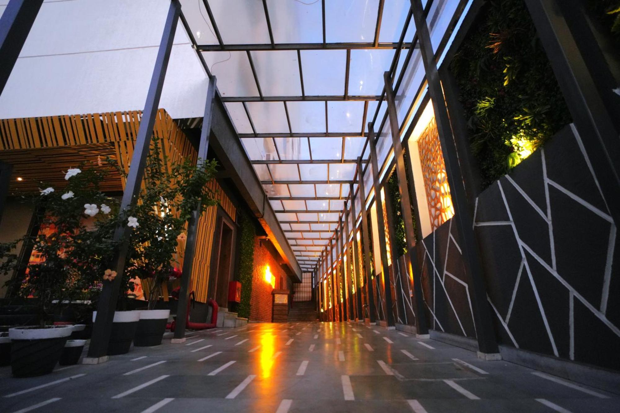 Imperial Heights Hotell Deoghar Eksteriør bilde